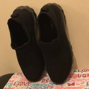 Ladies Fabric 8.5 Black Slip-On Shoes